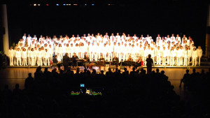 Concert du Chœur de France, 200 choristes.